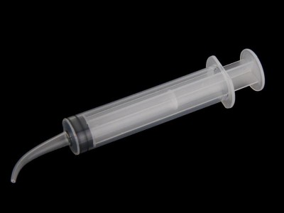 12cc Disposable Dental Irrigation Syringe with Curved Tip