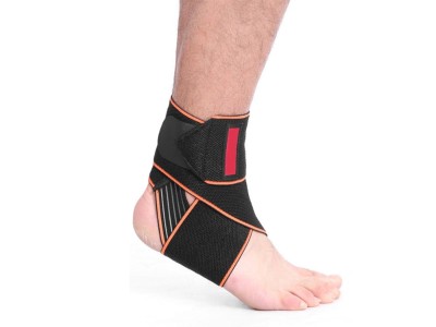 Universal Elastic Ankle Brace with Crisscross Straps
